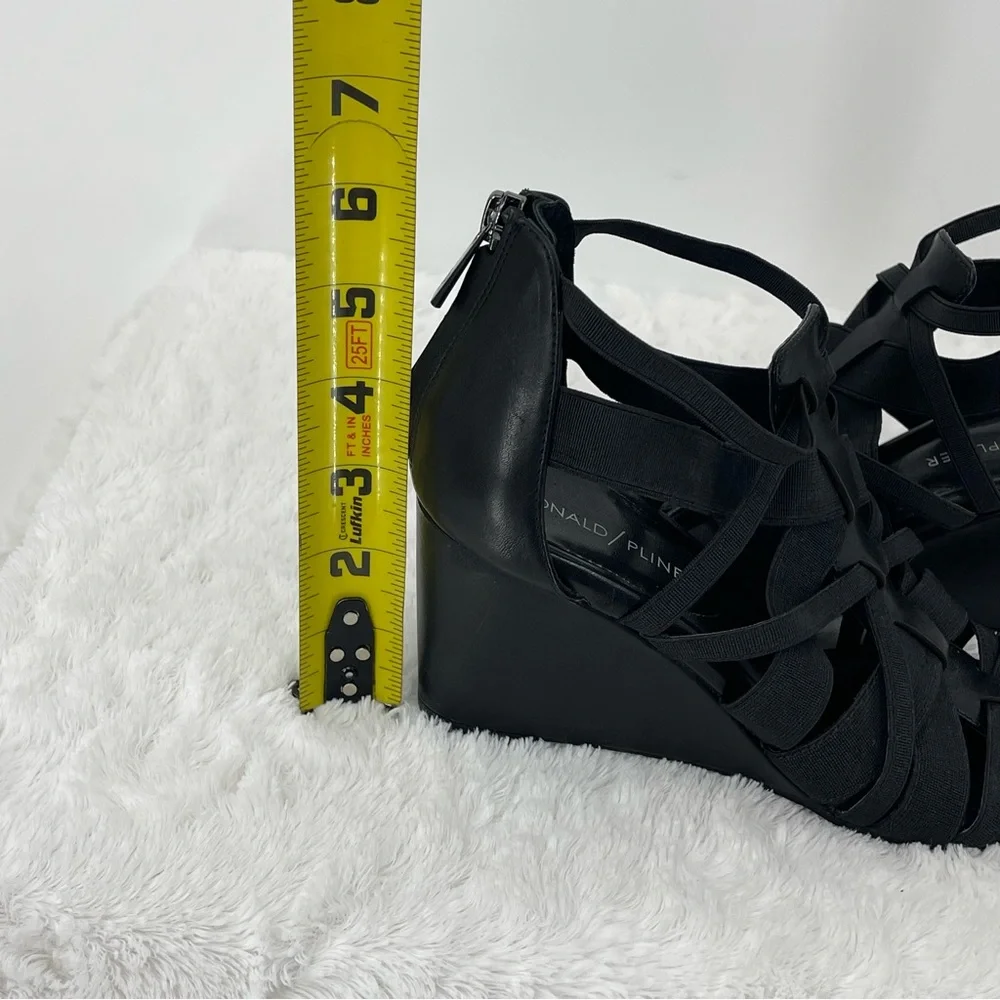 DONALD PLINER Elegant Black Strappy Women's Shoes WEDGE SIZE 6.5 M